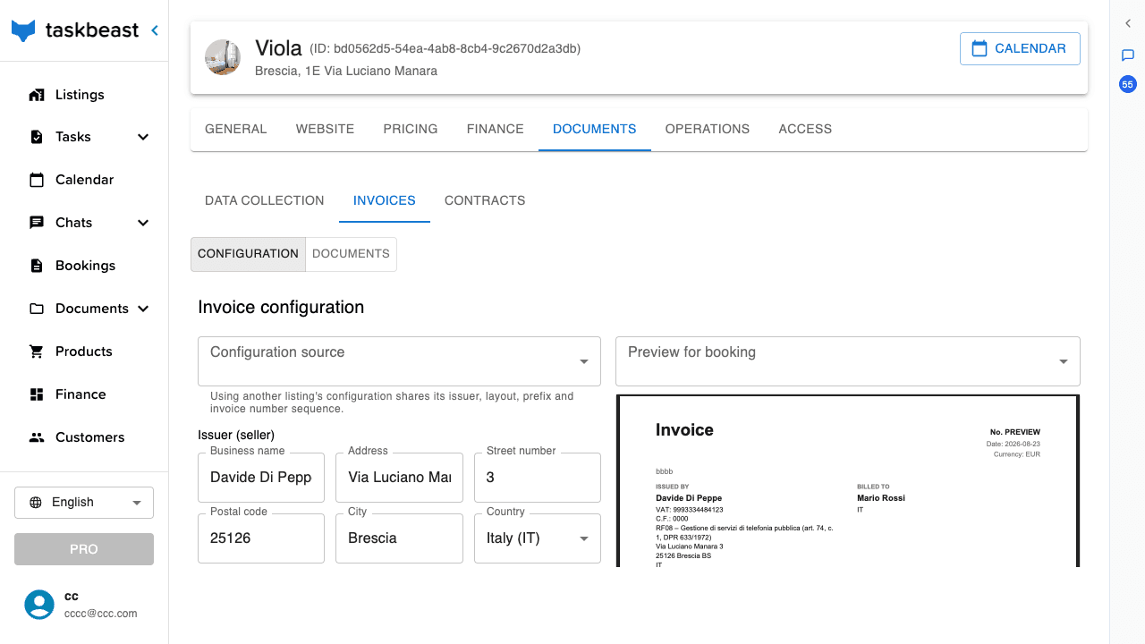 The invoice configuration page with issuer fields and a live document preview